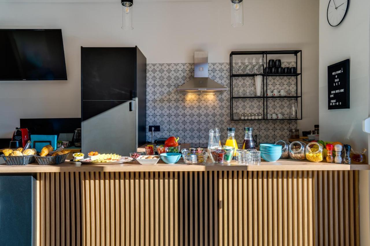 Bed & Breakfast Sky City Center ซาเกร็บ ภายนอก รูปภาพ